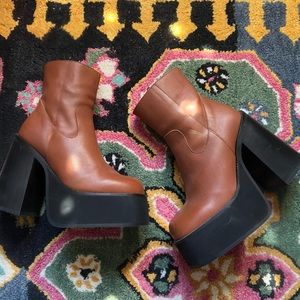 Steve Madden Siene platform boots 7